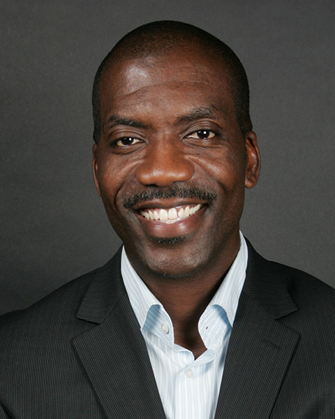 Headshot of Kevin Carr